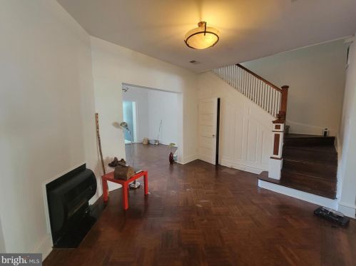 2530 13th St, Washington DC  20009-5202 exterior