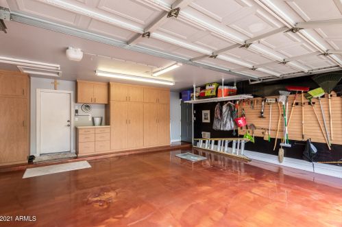 1709 Cathedral Rock Dr, Phoenix AZ 85048-8909 exterior