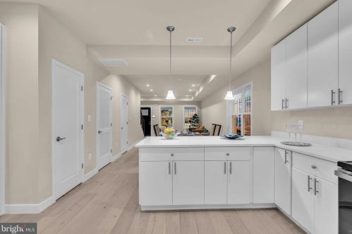 5821 Field Pl, Washington DC exterior