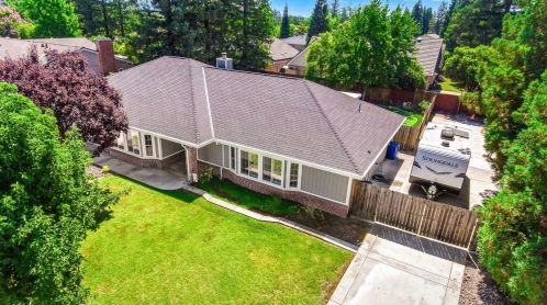 100 Cyn Rim Dr, Folsom CA 95630-2034 exterior