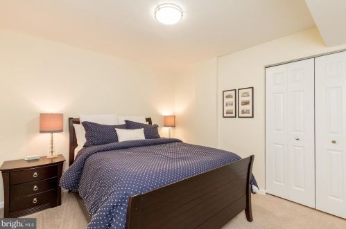 2645 Centennial Ct, Alexandria VA 22311-1304 exterior