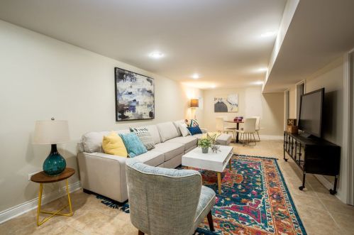 8342 Elizabeth St, Chicago IL  60620-3942 exterior