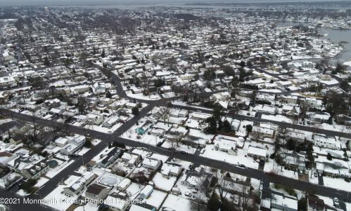 3225 Kickapoo Ave, Point Pleasant Beach NJ 08742-3429 exterior