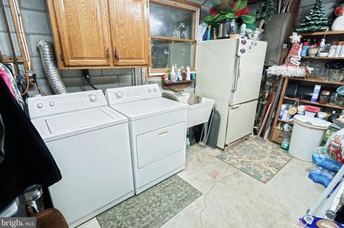 375 Basehoar School Rd, Littlestown PA 17340-9551 exterior