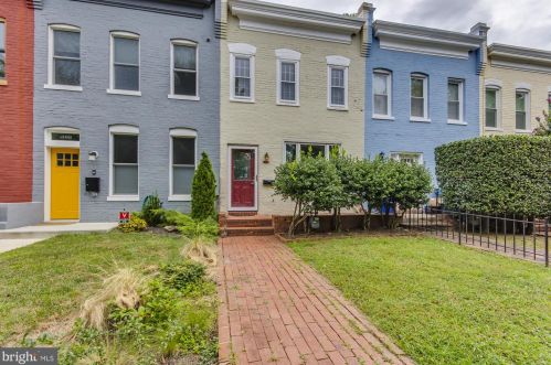 318 Kentucky Ave, Washington DC  20003-2322 exterior