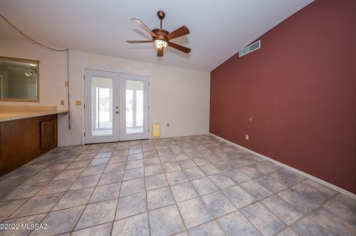 5242 Calle Montuoso, Tucson AZ 85745-9529 exterior