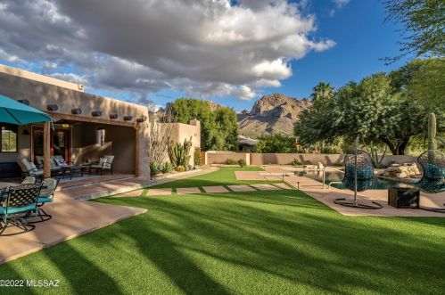 321 Golf View Dr, Tucson, AZ 85737-9701