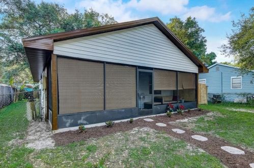 3101 Gordon Ct, Tampa FL 33619-1833 exterior