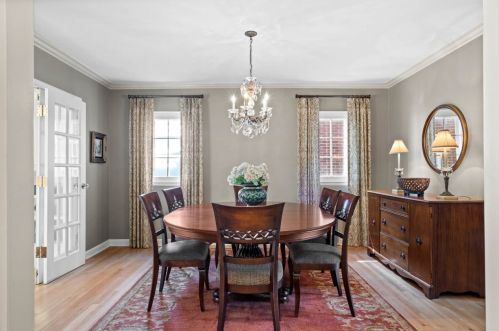 523 Carlisle Ave, Milwaukee WI 53217-4831 exterior