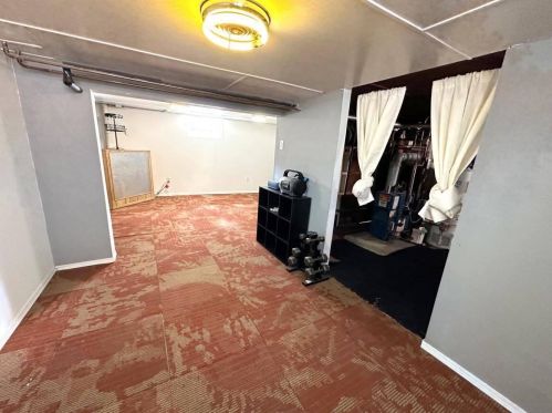 6221 Fairview Ave, Milwaukee WI  53213-4151 exterior