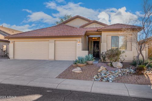 22215 49th St, Phoenix AZ  85054-6170 exterior