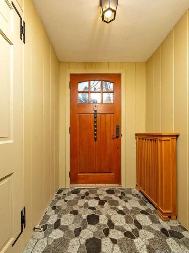 108 Harding St, New Britain CT 06052-1607 exterior