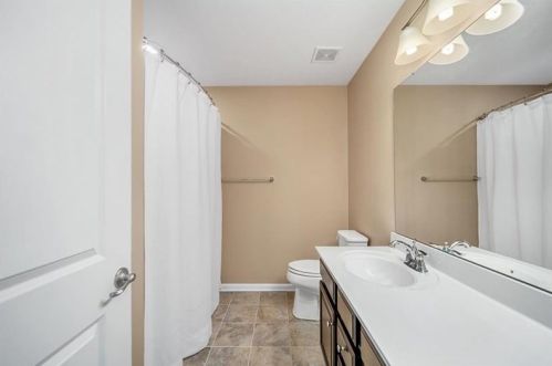 216 Overlook Dr, Pittsburgh PA 15216-1545 exterior