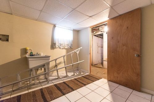 149 Laban St, Providence RI 02909-4424 exterior