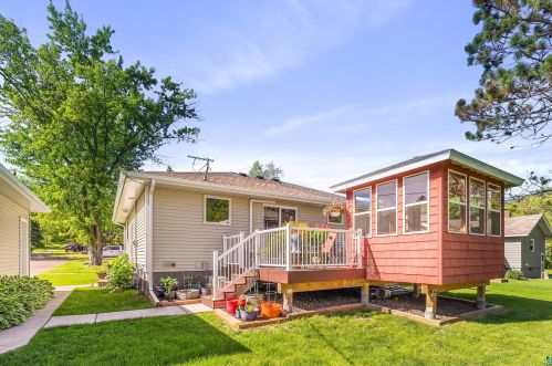 4424 Oakley St, Duluth MN 55804-1227 exterior