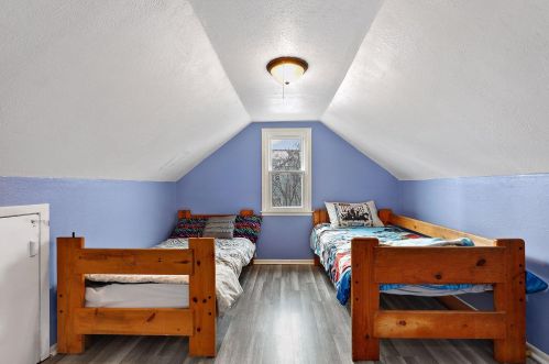 1349 6 St, Saint Paul MN 55106-4801 exterior