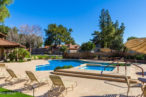 11648 41st Pl, Phoenix AZ  85028-2214 exterior