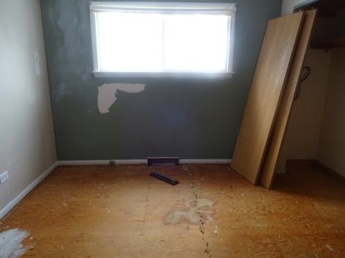 3430 Stonegate Rd, Waukegan IL 60087-1409 exterior