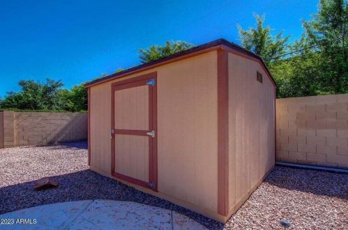 2901 Hartford St, Chandler AZ 85225-6913 exterior