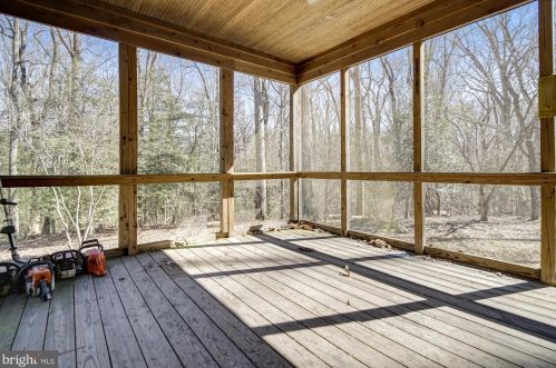 2751 Colonial Rd, Accokeek MD 20607-2366 exterior