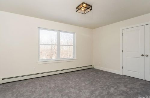 197 Elise Dr, Middletown NY 10941 exterior