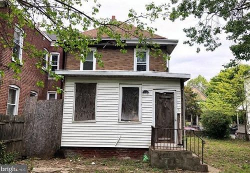 321 Garfield Ave, Trenton NJ 08609-1610 exterior