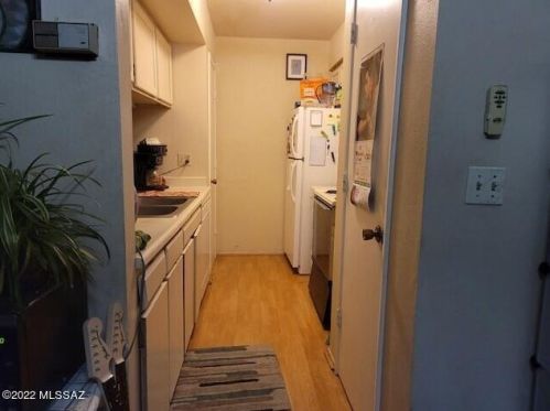 6726 Calle La Paz, Tucson AZ  85715-4079 exterior