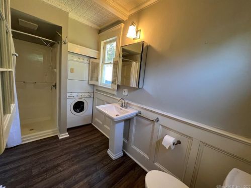 40 Blake St, Torrington CT 06790-6615 exterior