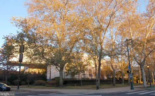 769 24 St, Philadelphia PA 19130-2539 exterior