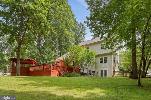 1432 Carlon Ct, Huntingtown MD 20639-2338 exterior