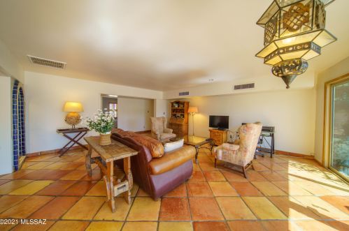 4002 Calle De Jardin, Tucson AZ 85711-3411 exterior