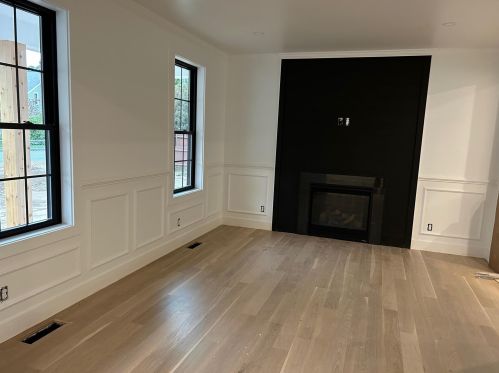 4 Peterson Cir, Concord, NH 03303-3406