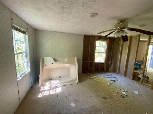 7423 Pleasant Hl Rd, Lithonia GA 30058-6360 exterior