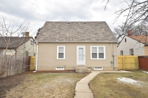 4373 52, Milwaukee WI 53218-5004 exterior