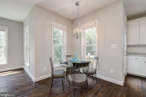 300 Mount Vernon Ave, Alexandria VA  22301-2232 exterior