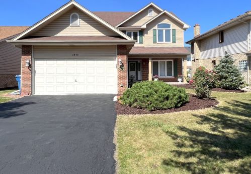 5340 Mint Julip Dr, Chicago, IL 60803-5193