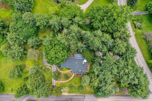 10 Chapel Ridge Rd, Pittsburgh PA  15238-1806 exterior