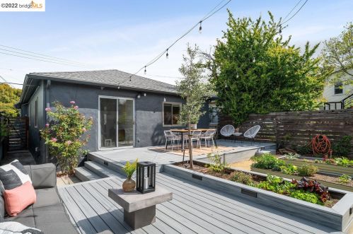 1256 Carrison St, Berkeley CA 94702-2410 exterior