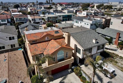 121 San Fernando Ave, Oxnard, CA 93035-4579