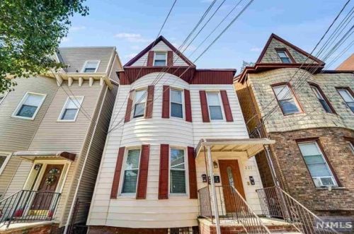 221 Jane St, Union City NJ 07086-5719 exterior