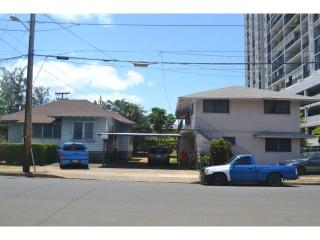 2924 Date St, Honolulu HI  96816-1122 exterior