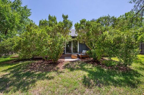 1510 Coronado Hills Dr, Austin TX  78752-2922 exterior