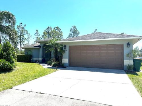 4538 18th St, Naples, FL 34120-7434