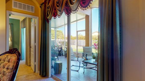 10051 Chadwick Dr, Fort Pierce FL 34987-2418 exterior