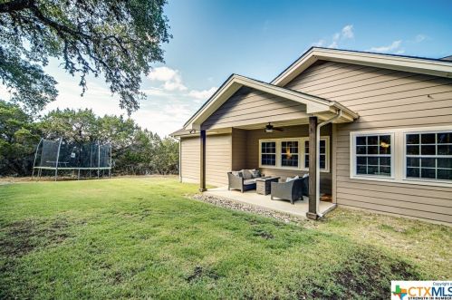 1133 Overbrook Ln, Spring Branch TX 78070-5363 exterior