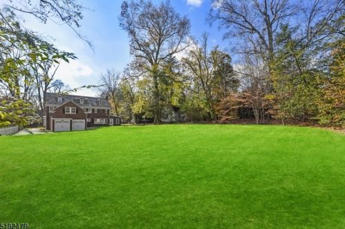 77 Durand Rd, Maplewood NJ 07040-2103 exterior