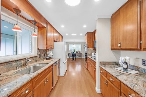 1678 Pepperwood Ct, Concord CA  94521-1126 exterior