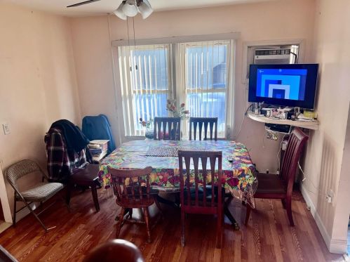 1500 Crosby Ave, Bronx NY 10461-4901 exterior