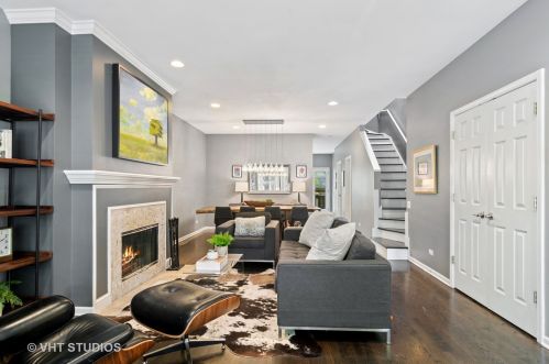 1836 Wilmot Ave, Chicago, IL 60647-4417