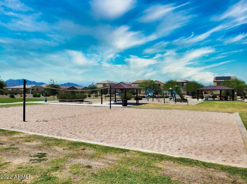 8057 Albeniz Pl, Phoenix AZ  85043 exterior